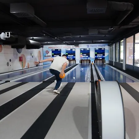 President & ホテル 4*