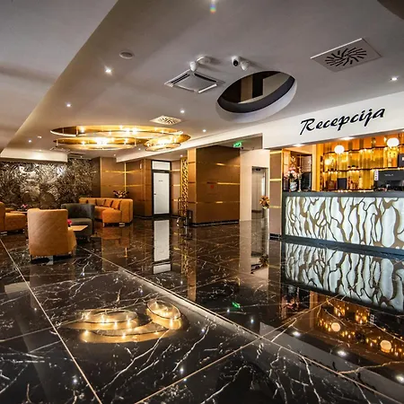 Hotel President & 4*
