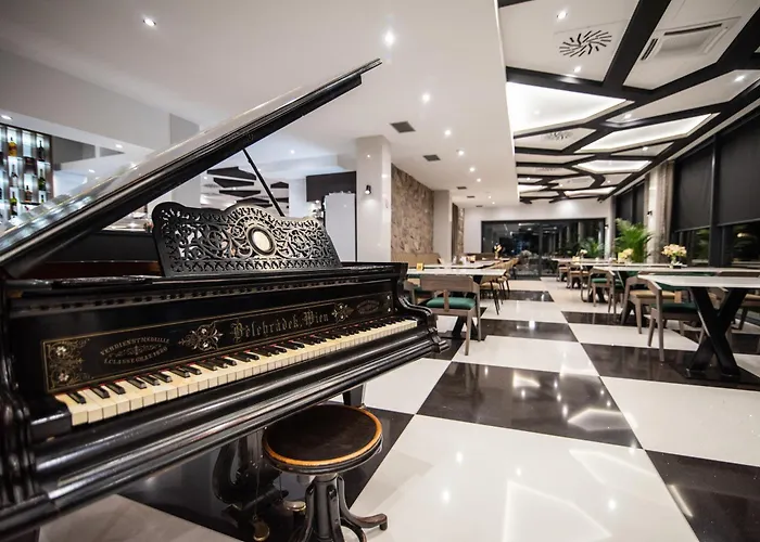 Hotel President & 4*